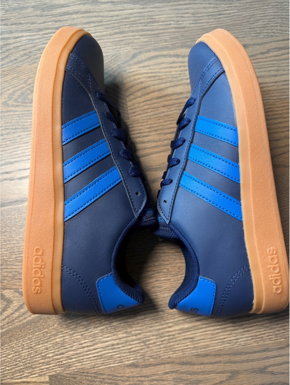 NWT Adidas Navy Blue and Blue Striped Sneakers with Gum Sole, Size 5.5 - Picture 9 of 12